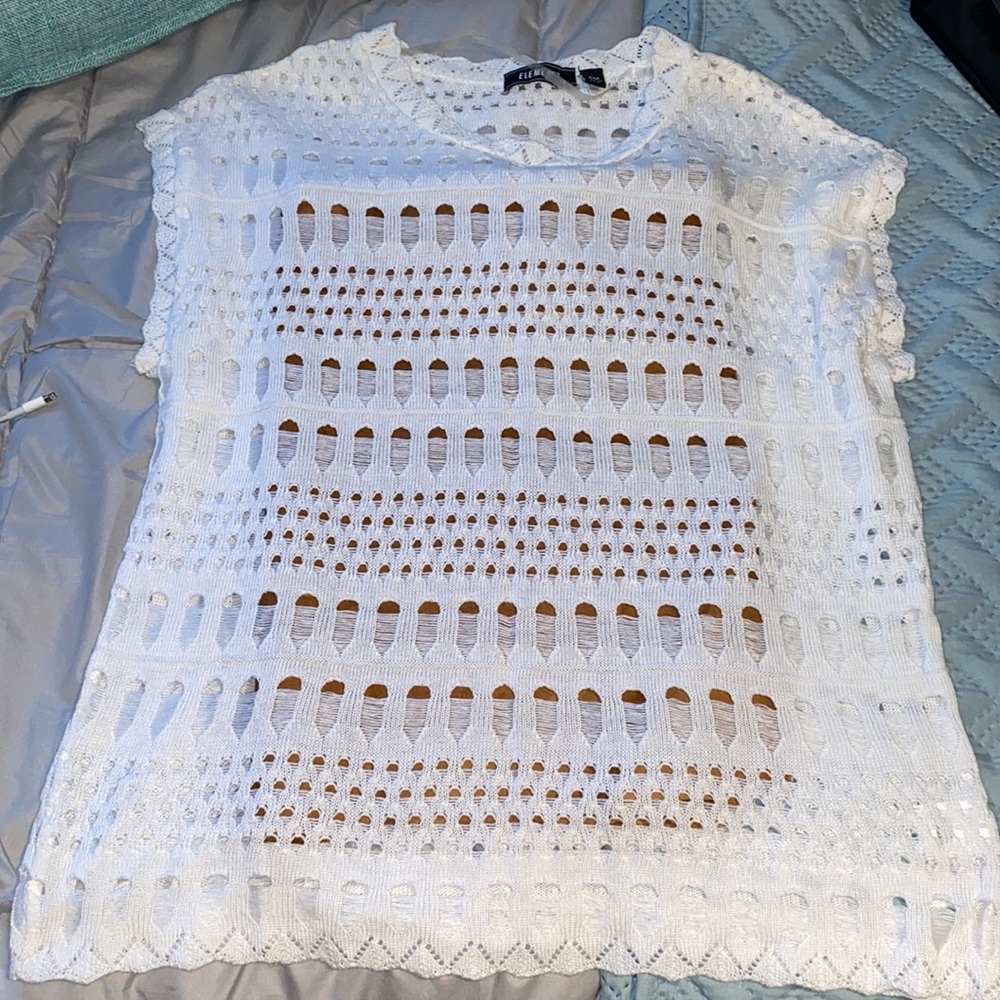 Elementz Sheer white sweater vest. Very lightweight size PM - Picture 13 of 14